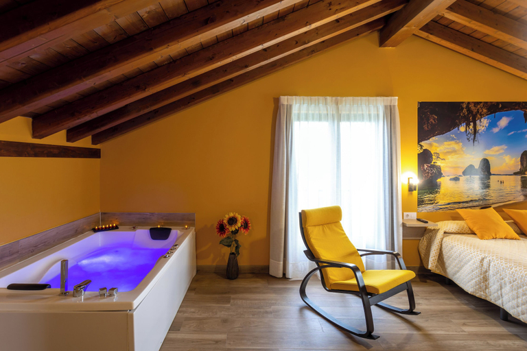 Bedroom 4, Villas Spa el Mirador de Isla, Cantabria