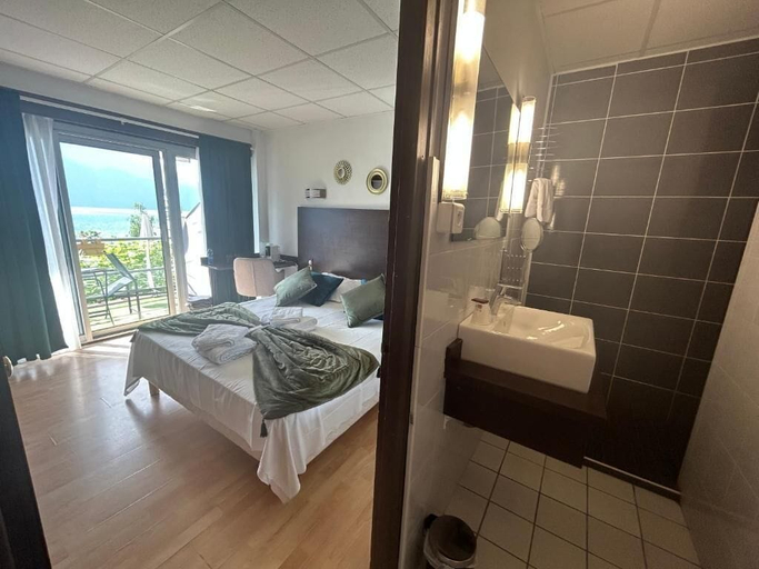 Bedroom 3, HOTEL DU POÈTE, Savoie