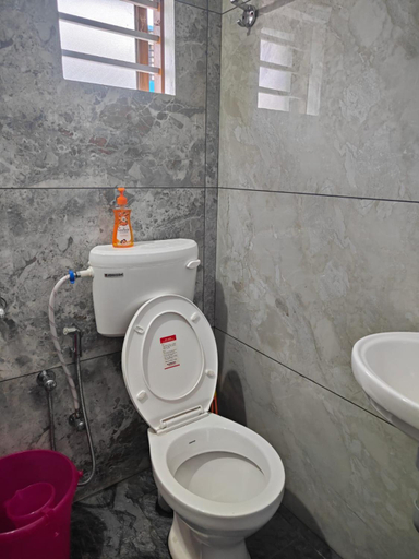 Bathroom 3, Ganga Homes Rooms Only, Thrissur