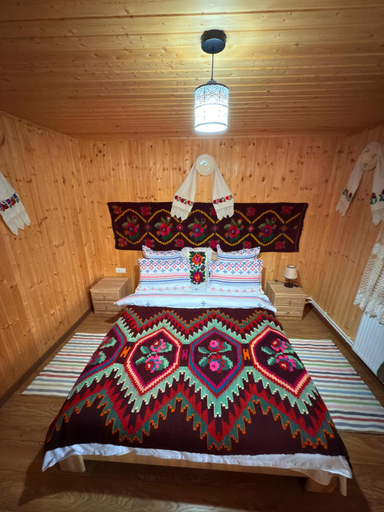 Bedroom 2, Casa de la ferma Mariuca, Giulesti