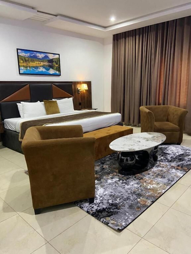 Room 3, Vinpy Hotels, Uyo