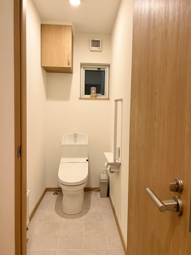 Bathroom 3, Furano U Plus, Furano