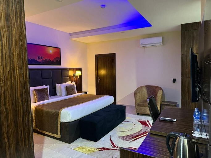 Room 5, Vinpy Hotels, Uyo