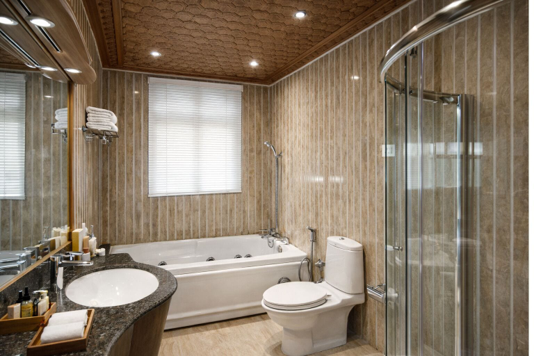 Bathroom 4, Mascot Houseboats, Srinagar