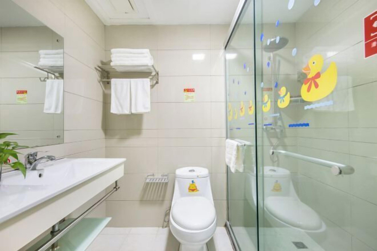 Bathroom 4, Hengdian World Studios Hengpiao Grand Hotel, Jinhua