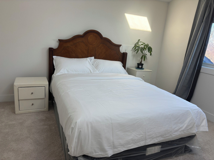Room 2, Comfortable Room in a Shared Home, Greater Vancouver