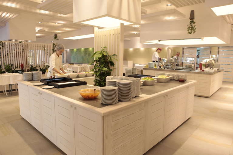 Food & Drinks 5, Hotel Castellastva