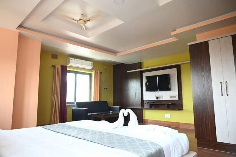 Bedroom 3, Hotel Tulusi Inn, Birbhum