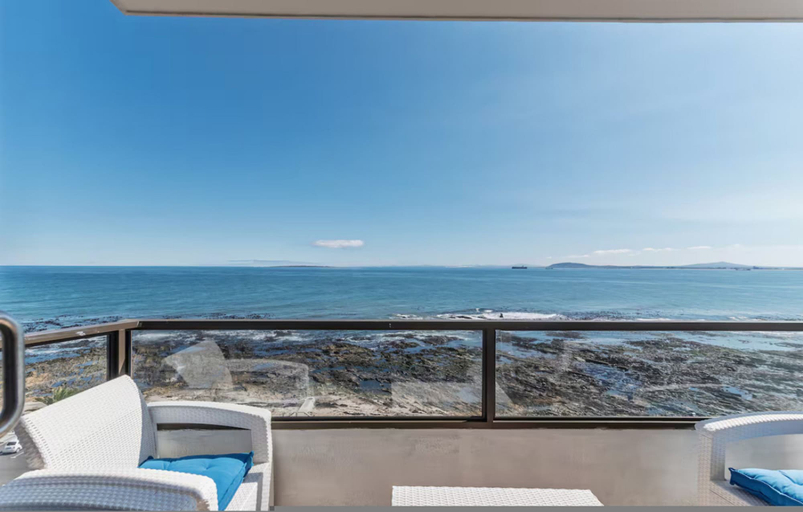 Room 2, Secure One Bed Uninterrupted Ocean Views, City of Cape Town