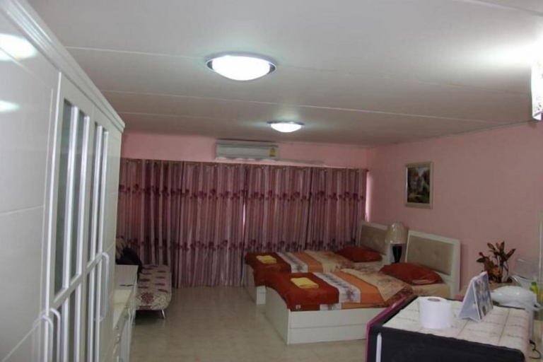 Room 2, SK Muang Thong Thani, Pak Kret