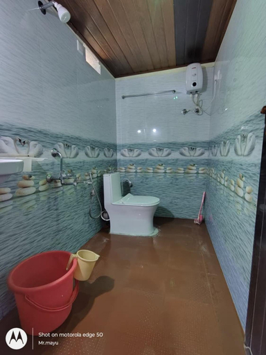 Bathroom, Gokarna Govekar Sea Facing Rooms, Uttara Kannada