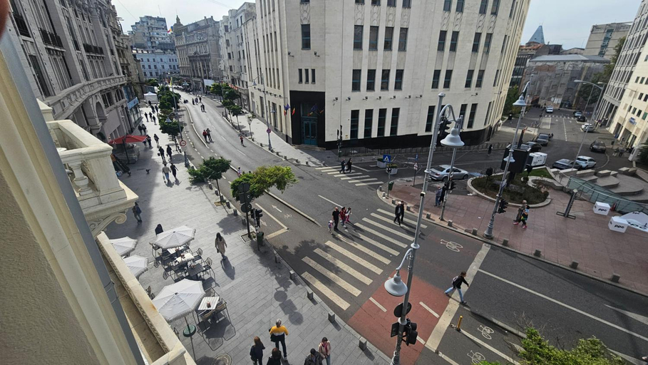 Others 4, Victoriei54YOU, Municipiul Bucuresti
