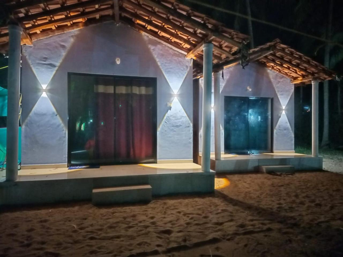 2, Arabian Home Light, Uttara Kannada