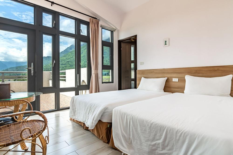 Bedroom 3, Hualien Simple Life Scenic B&B- Near Qixingtan& Tzu Chi, Hualien