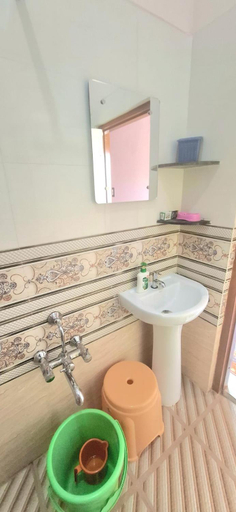 Bathroom 3, Prithvi Homestay Hampi, Bellary
