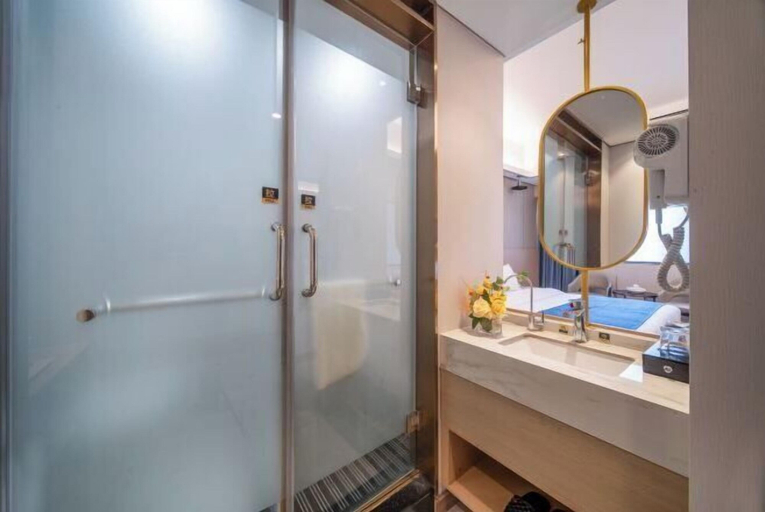 Bathroom 3, Dongsheng Hotel（Puning International Commodity City · High-speed Rail Station Branch）, Jieyang