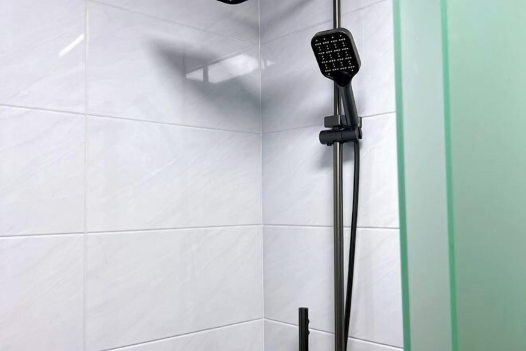 Bathroom 5, Laocunzhang Farmhouse, Skovorodinskiy rayon