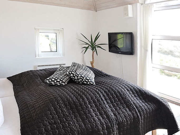 Bedroom 3, 5 Star Holiday Home in Ringkobing, Ringkøbing-Skjern