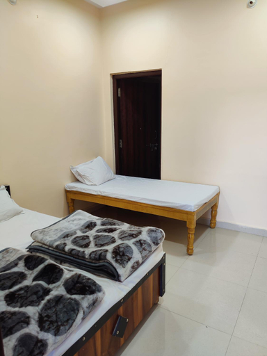 Bedroom 1, Jai Shree Mahakal Guest House, Ujjain