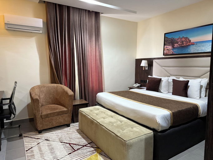 Room 2, Vinpy Hotels, Uyo