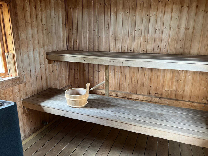 2, Seaside Cabin with Private Sauna, Haninge