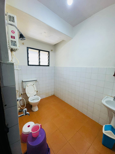 Bathroom 5, Hotel caveri comfort, Kodagu