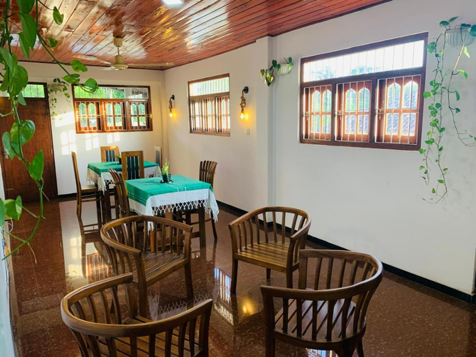 Food & Drinks, Green Villa Weligama, Weligama