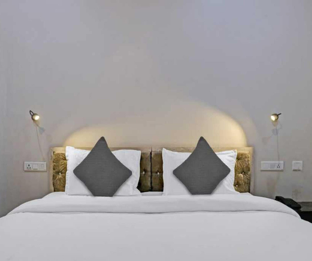 Room 5, Super OYO Hotel O Varanasi - Prayagraj, Varanasi