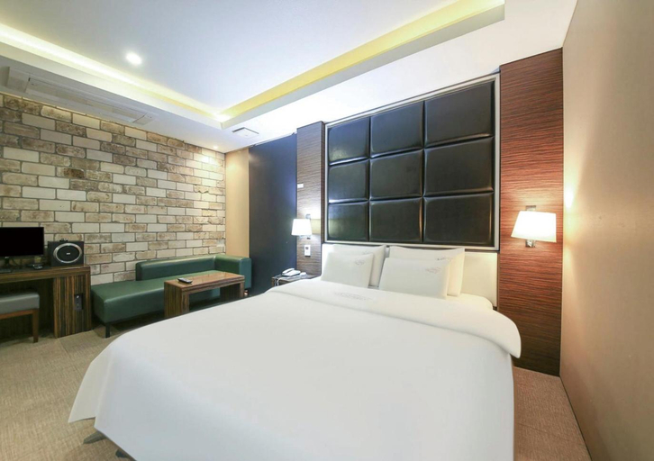Bedroom 4, Arieti A, Gimhae