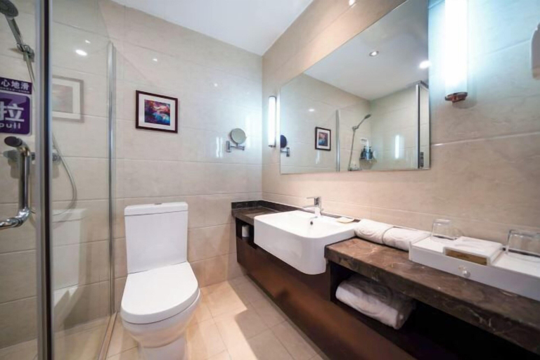 Bathroom 4, Tangyue Hotel, Yan'an