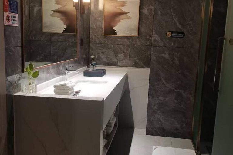 Bathroom 3, Huakang International Hotel, Qianjiang