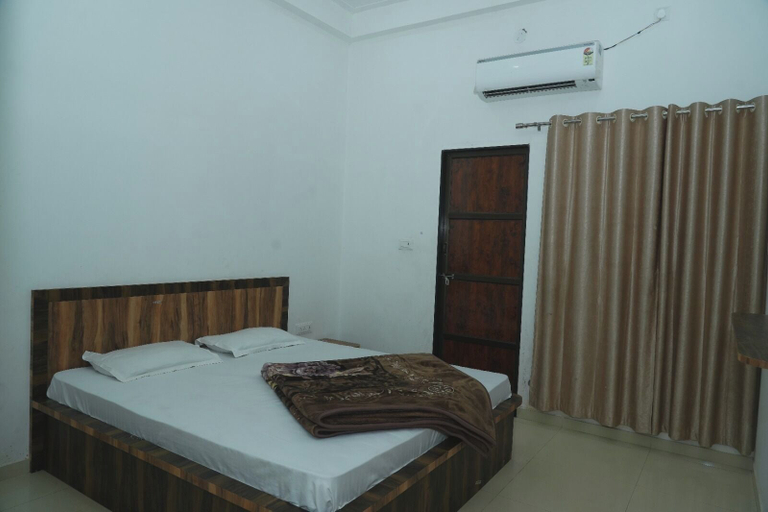 Bedroom 3, Hotel Vidya Dham Vrindavan, Mathura
