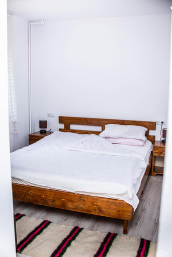 Bedroom 3, Pensiunea Mates, Horea