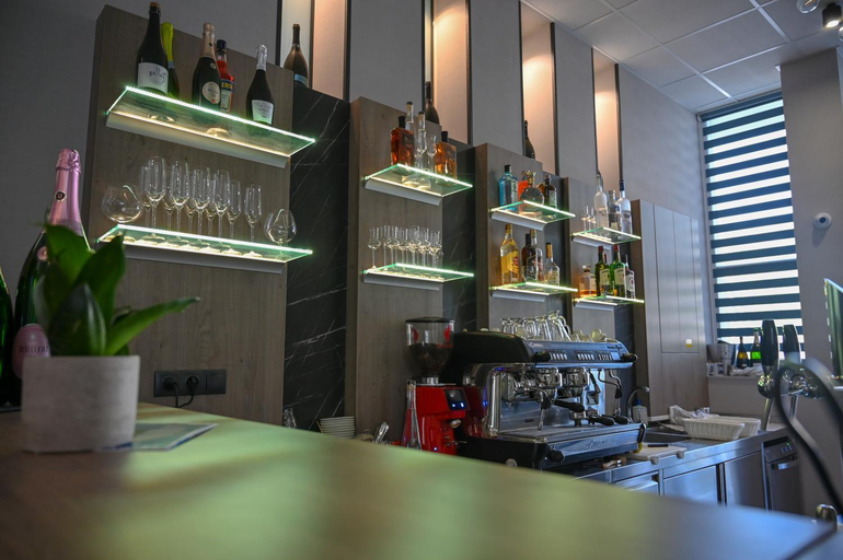 Food & Drinks 5, NN Boutique Hotel****, Tiszaújváros