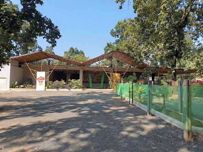 Property entrance 2, Signum Resort, Umaria - Bandhavgarh, Umaria