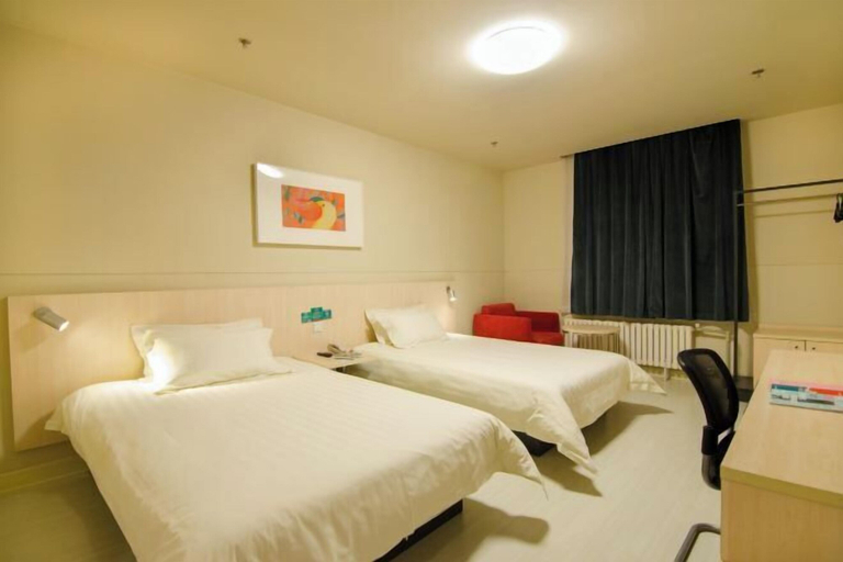 Bedroom 3, Jinjiang Inn, Baotou