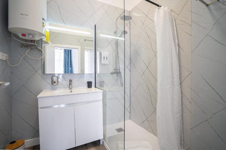 Bathroom 2, Zarco Suites by Sé Funchal, Funchal
