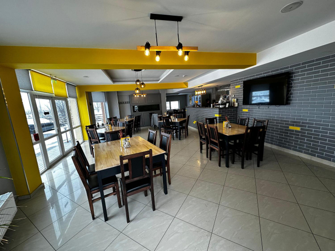 Food & Drinks 3, Becsi Szelet, Miercurea Ciuc