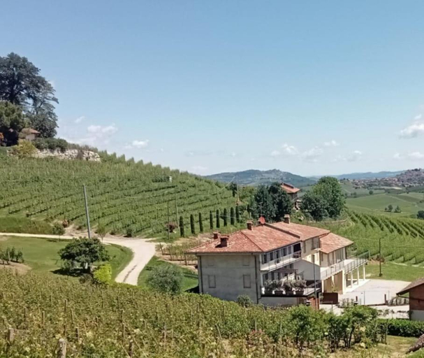 Others 4, B&B ai SILIO, Cuneo
