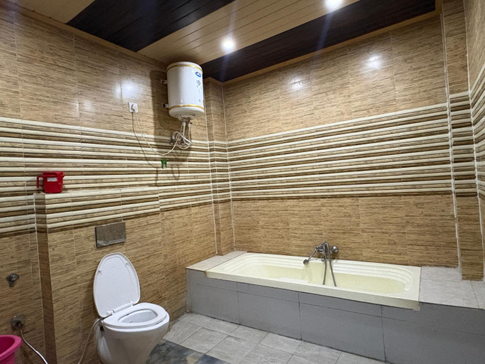 Bathroom, HOTEL SHYAM REGENCY, Solan