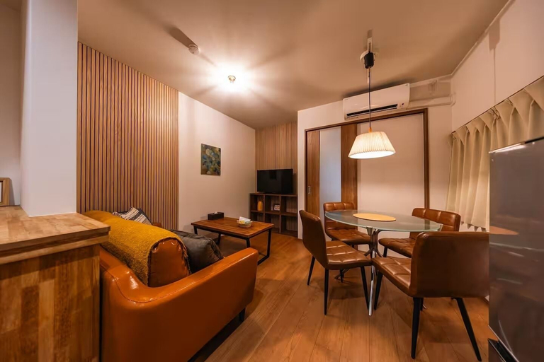 Living area, TAISHO-7, Osaka