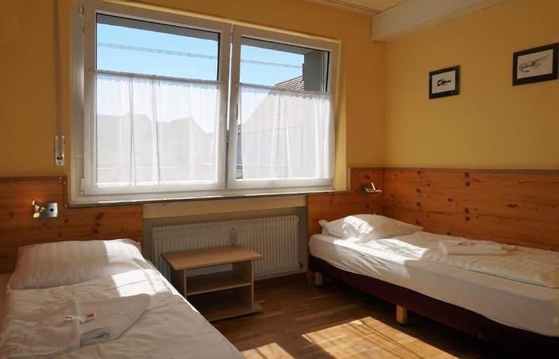Bedroom 3, Pension zur Rose, Böblingen