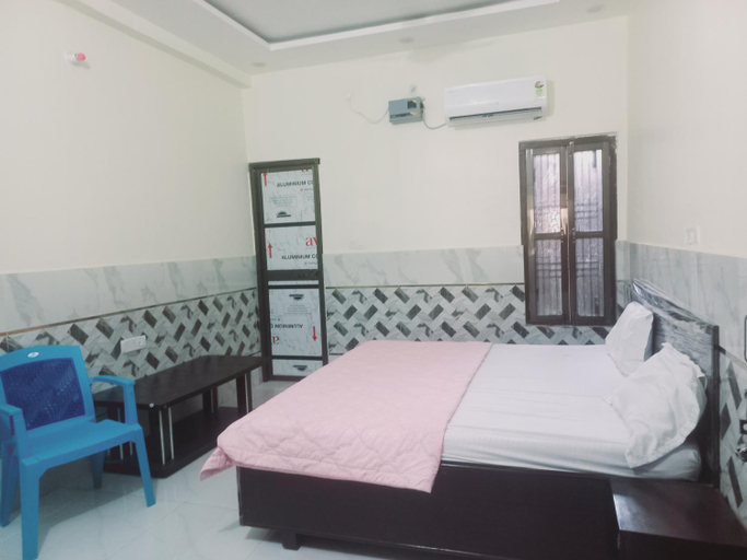 Bedroom 2, Raj palace Ayodhyadham, Faizabad