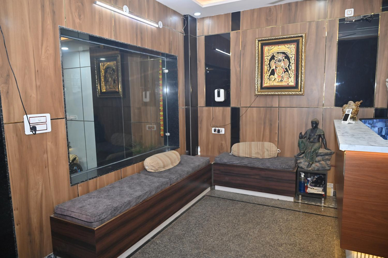 Bedroom 3, Shri Ram Mohan Palace, Mathura