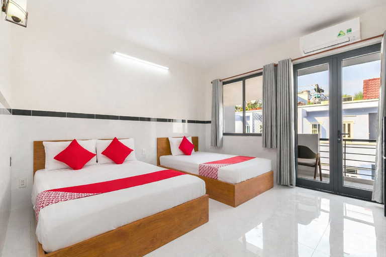 Room 2, Collection O Nam Hai Hotel, District 10
