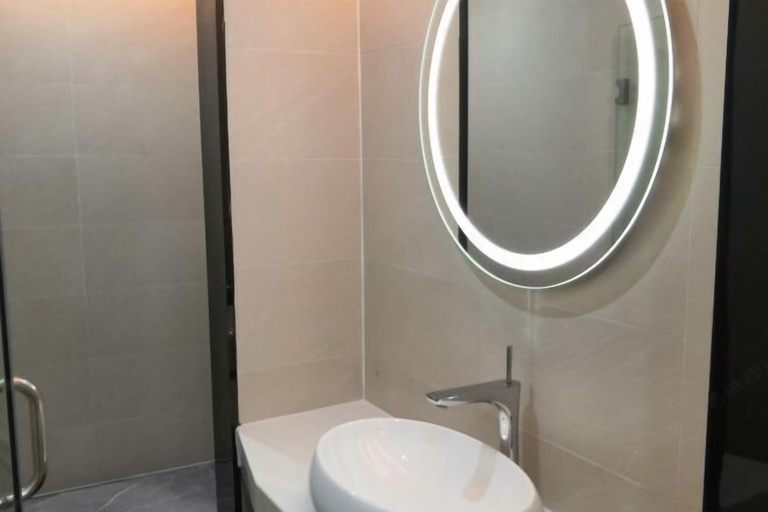 Bathroom 4, Wuchuan Cafeir Hotel, Zhanjiang