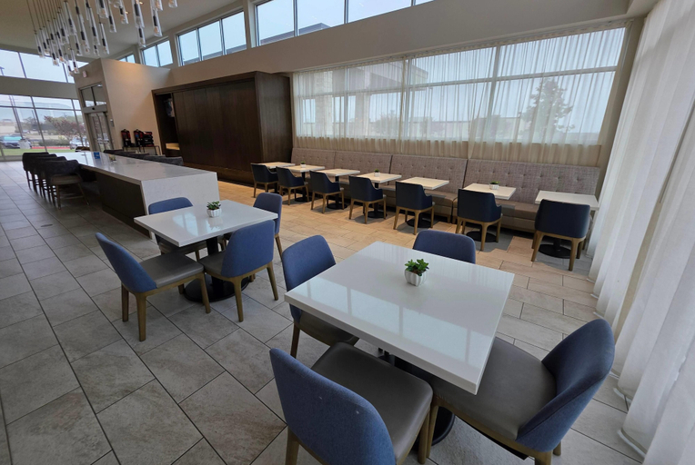 Food & Drinks 5, Wingate by Wyndham Austin North, Travis