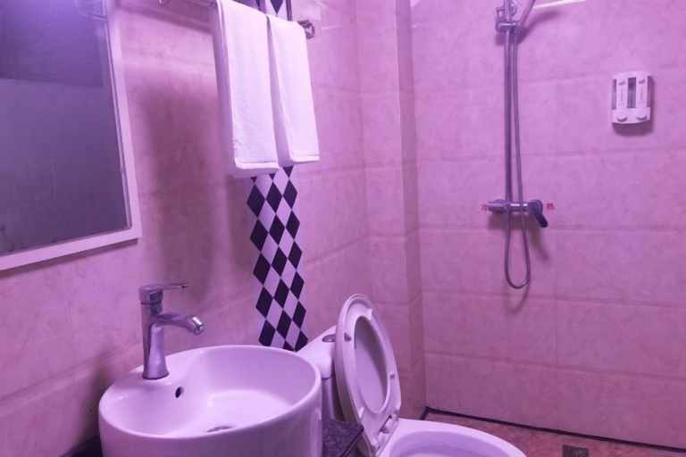 Bathroom 3, Kerry Garten Fashion Hotel, Qiandongnan Miao and Dong