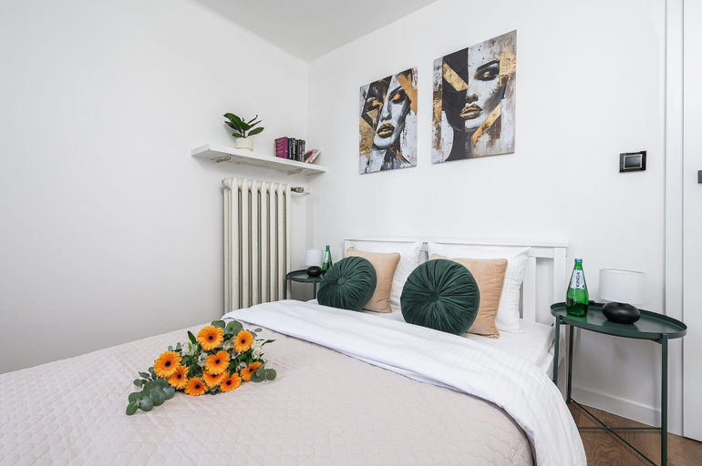 Room 3, Lumina comfy 4-room apartment center, Warsaw