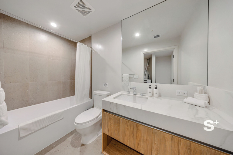 Bathroom 5, Modern Condo in DTW Miami - Pool & Gym, Miami-Dade